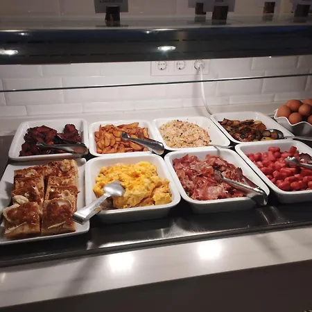 神奇住宿加早餐酒店 2* 阿利坎特